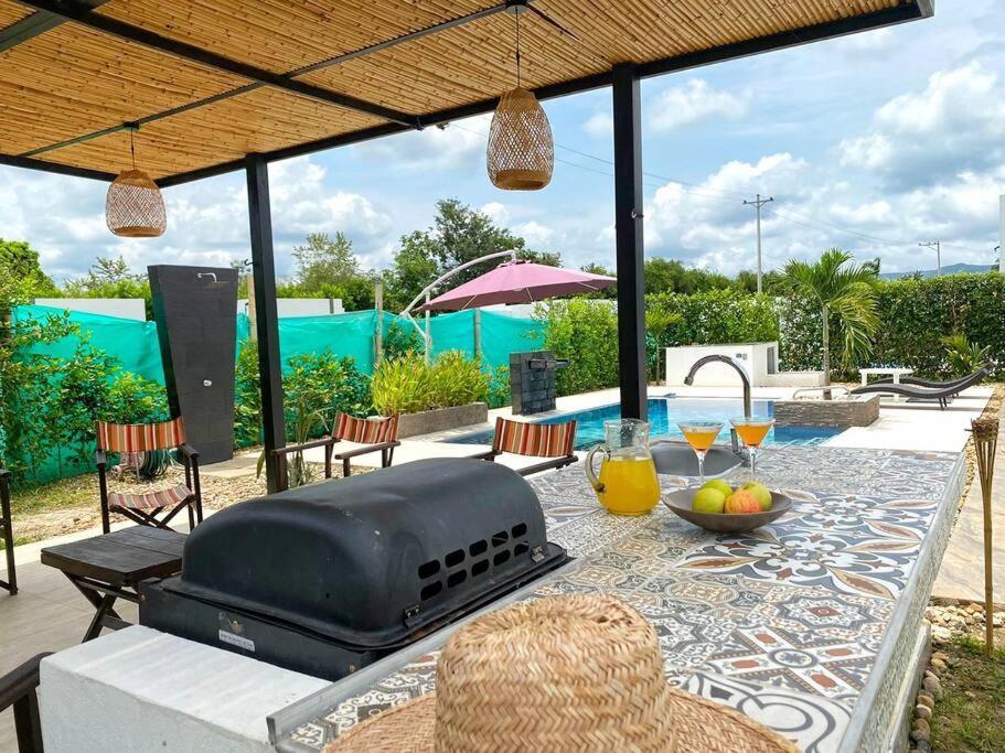 Casa Palma Roja Boutique , Piscina Privada Villa Carmen de Apicala Exterior photo